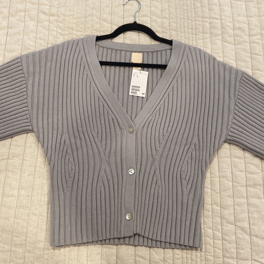 H&M Ribbed Knit Puff Sleeve Cardigan - Picture 4 of 12
